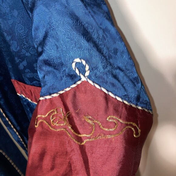 Vintage 1940/50's Japanese Silk Smoking Jacket~Embroidered - Picture 4 of 10